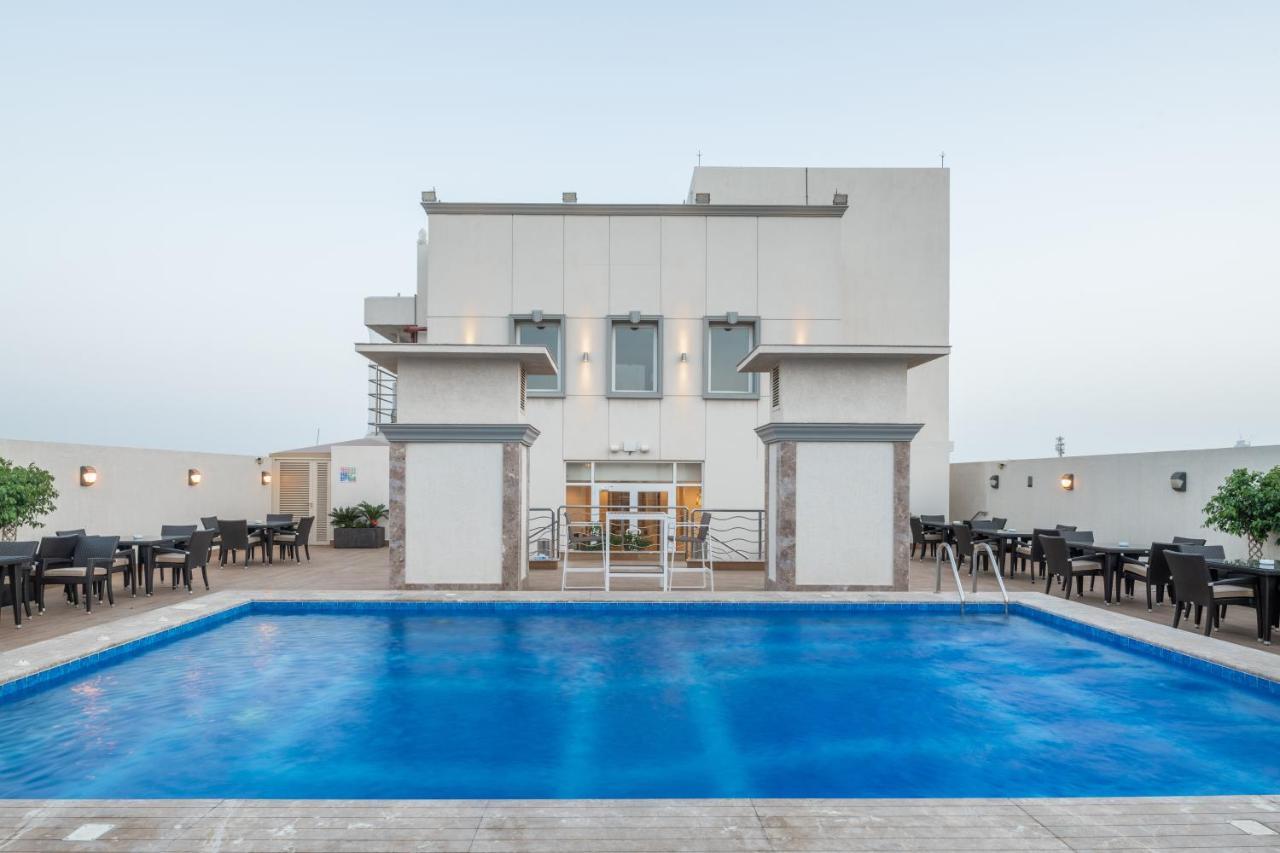 Landmark Hotel & Suites Jeddah Exterior photo
